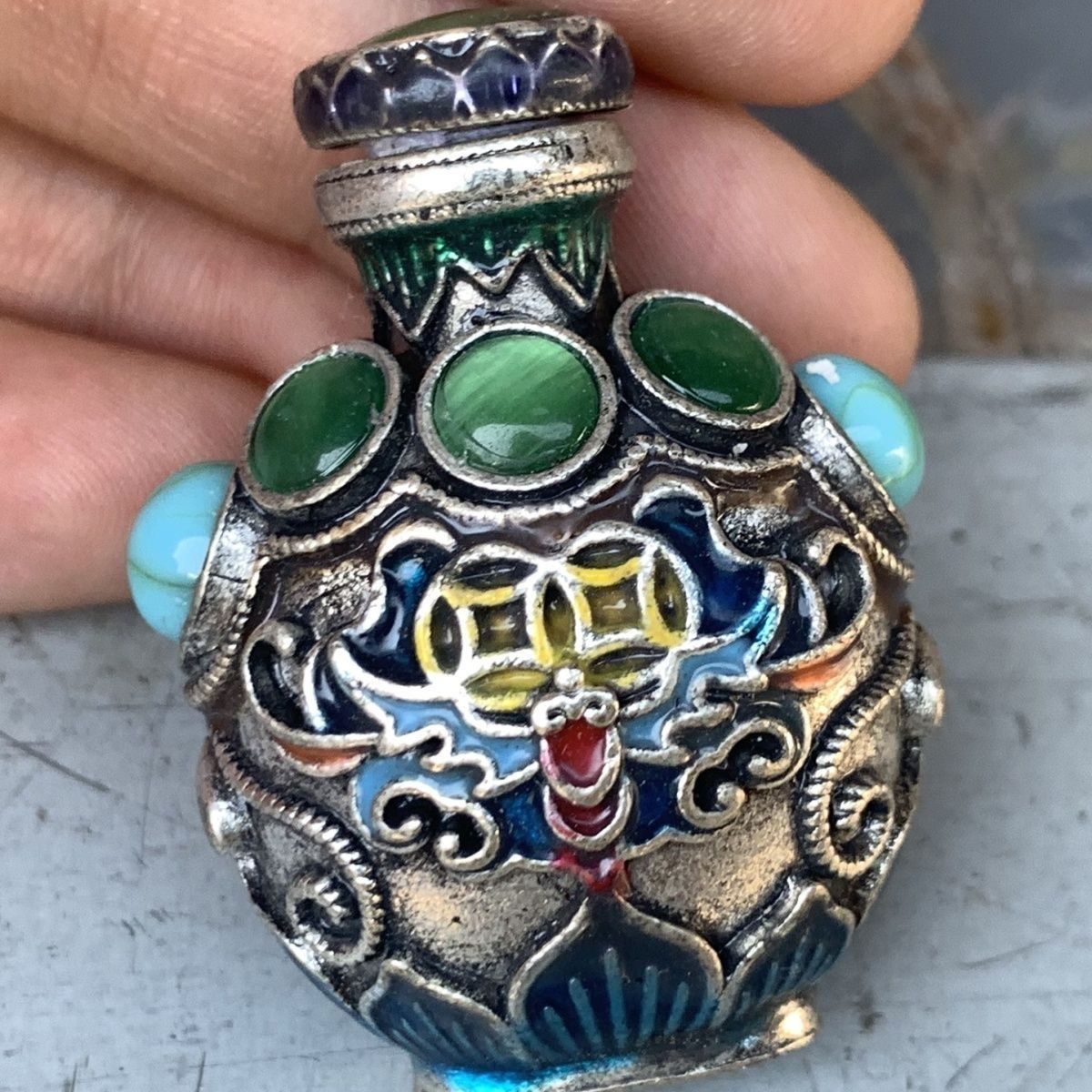 Vintage Cloisonne Bronze Snuff - Collectible Vintage Tools recension och pris