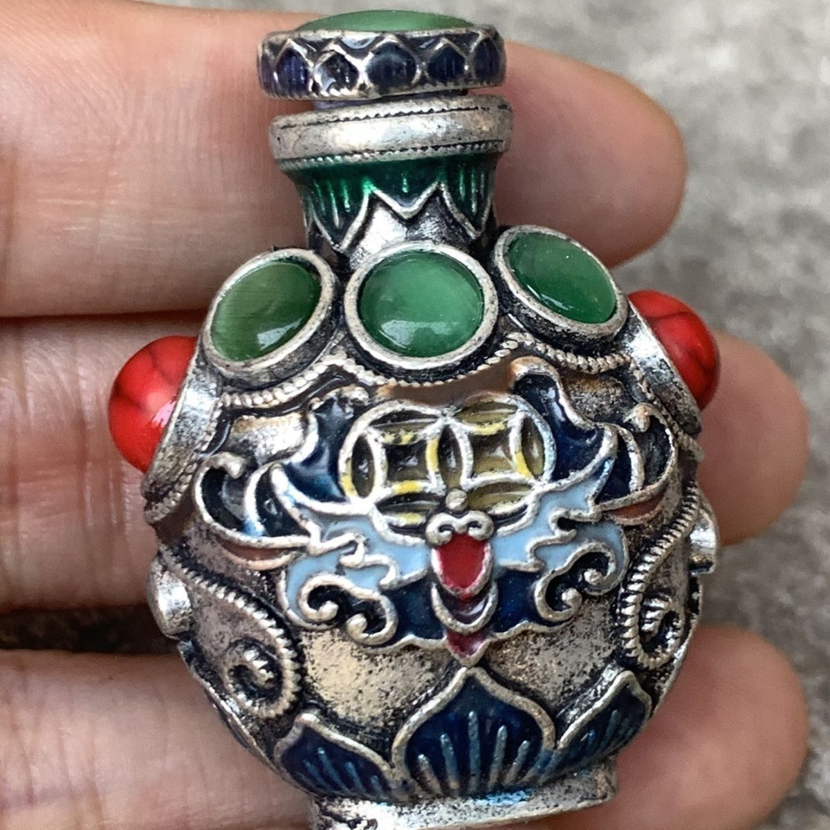Vintage Cloisonne Bronze Snuff - Collectible Vintage Tools recension och pris