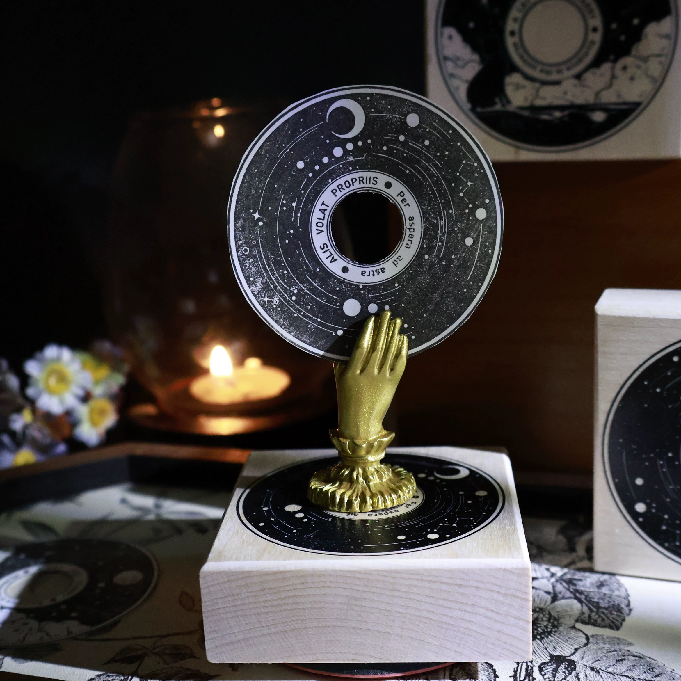 YiEr Studio Vintage Stars Moon - Vintage Collectible Stamps recension och pris