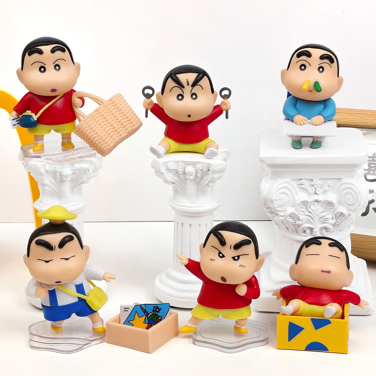 52TOYS Blind Box Crayon Shinch - Vintage Items Collection recension och pris