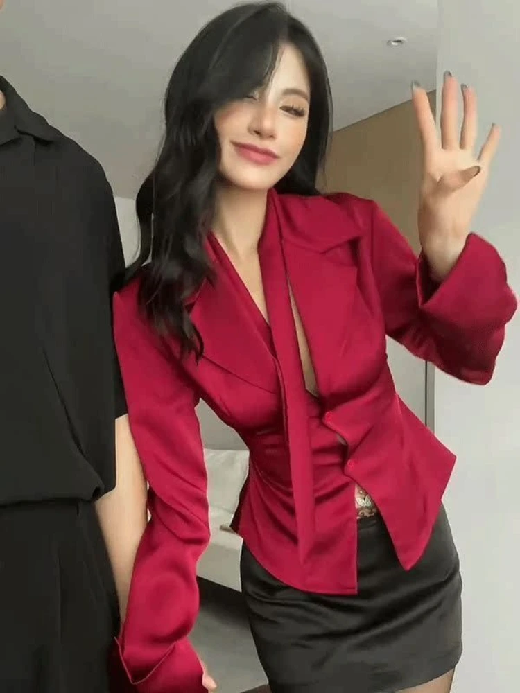 Button Up Slim Fit Female Tops - Vintage Collectible Clothing recension och pris
