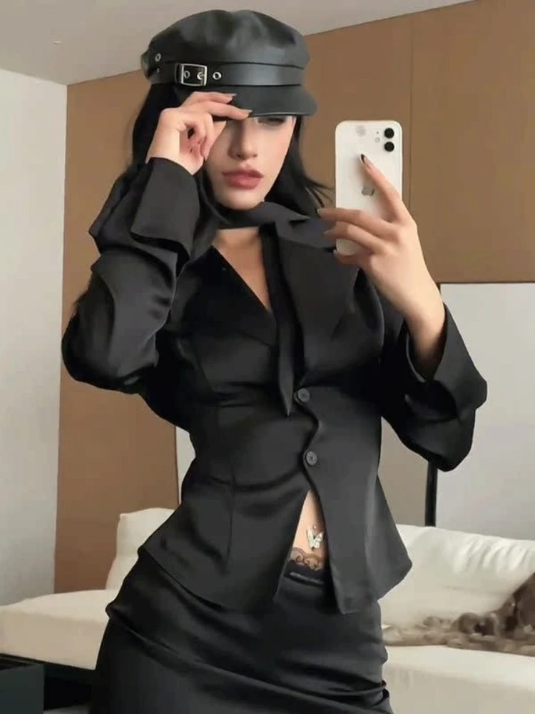 Button Up Slim Fit Female Tops - Vintage Collectible Clothing recension och pris