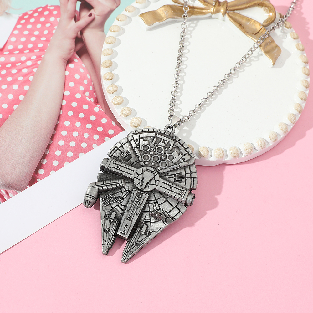 Vintage Spaceship Model Metal  - Vintage Necklace recension och pris