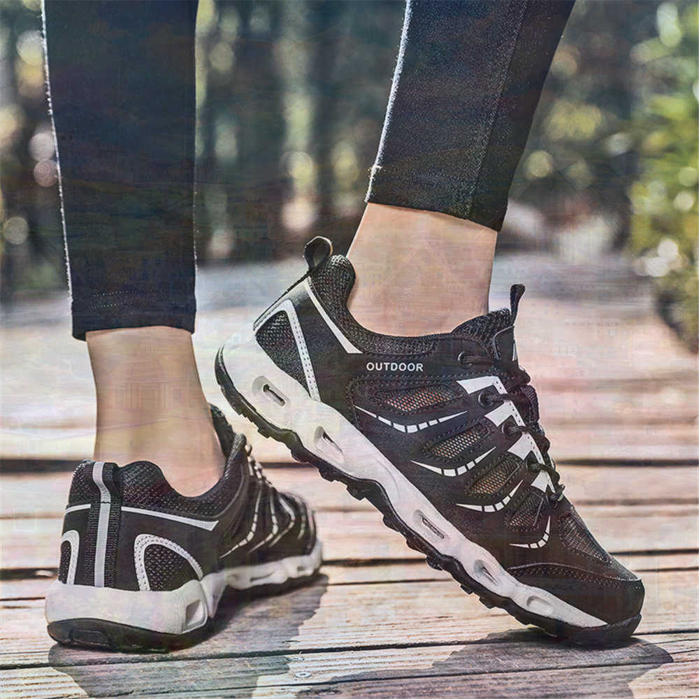 Sumer Round Tip Silver Sneaker - Vintage Items Collection recension och pris