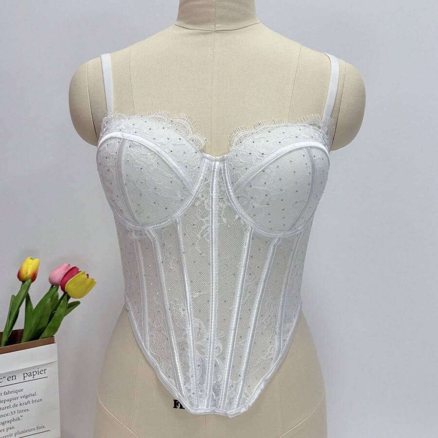 White Lace Rhinestone Corset T - Vintage Necklace recension och pris